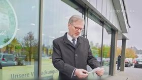 Premierul Cehiei, experiment inedit. Ce a descoperit oficialul de la Praga, legat de prețurile din magazinele alimentare?